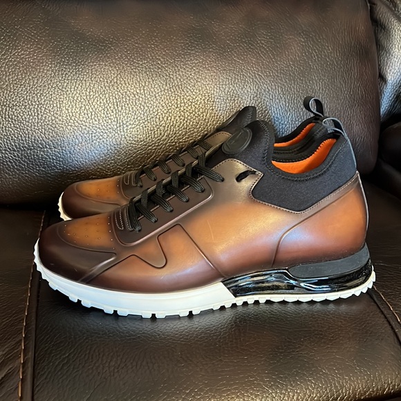 Louis Vuitton runaway logo monogram leather sneakers NEW - Picture 3 of 8